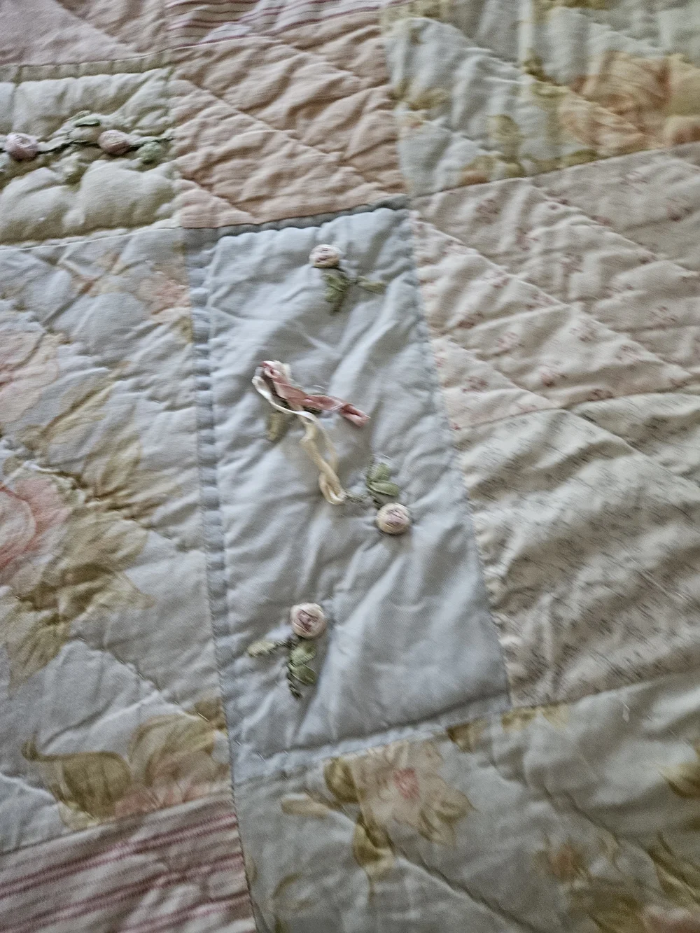 Patchwork Pastel Quilt Set With 3 Shams in Soft Blue, Cream & Pink
